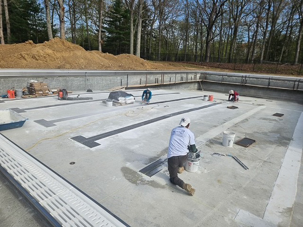 pool consturction