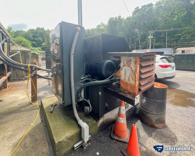 trash compactor