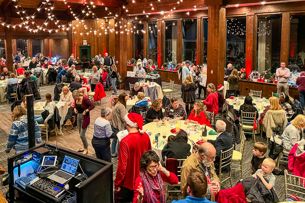 festival of wreaths room