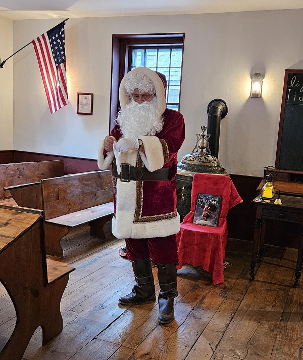 santa at historic school