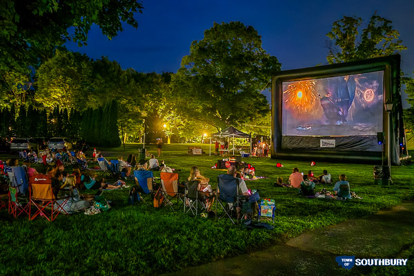 outdoor movie night